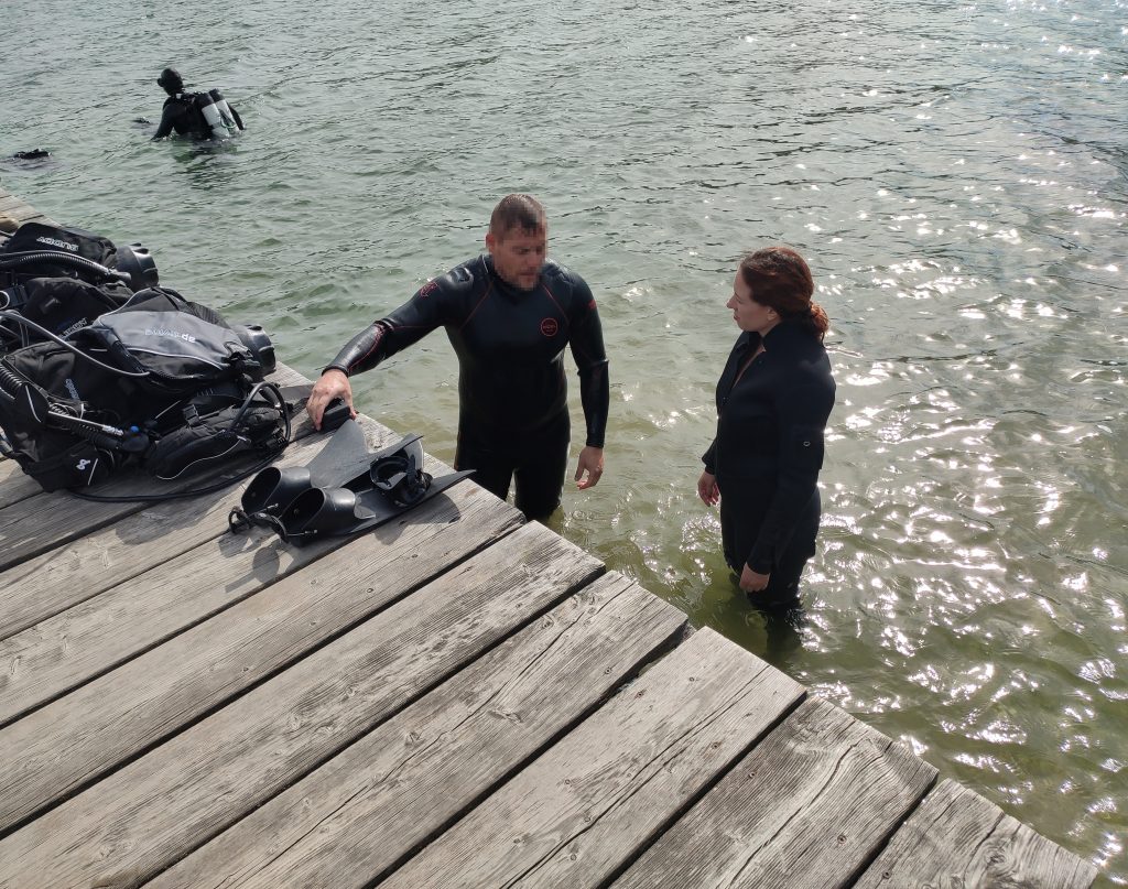 Kampfschwimmer sowie Pamela.